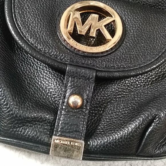Michael Kors pebbled leather hobo - Picture 6 of 7